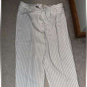 Express Women’s Pin Stripe Trousers- Size 6R